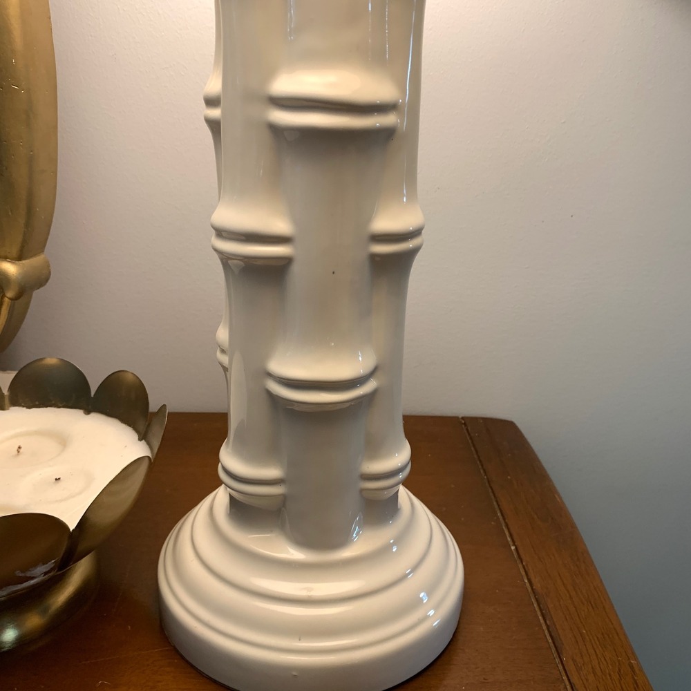 Vintage Bamboo Ceramic Table Lamp White Hollywood Regency - Picture 6 of 11